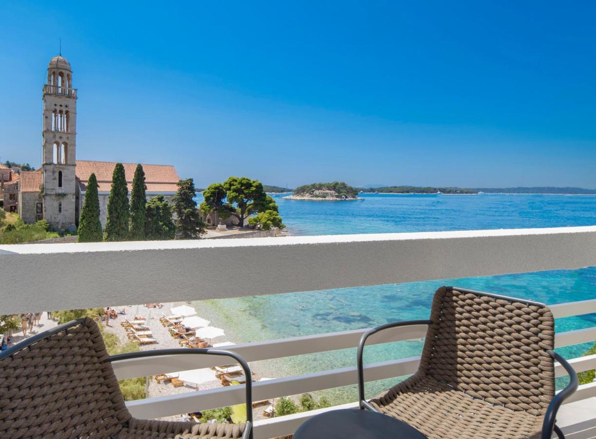 חוואר Beach Bay Hvar Hotel מראה חיצוני תמונה