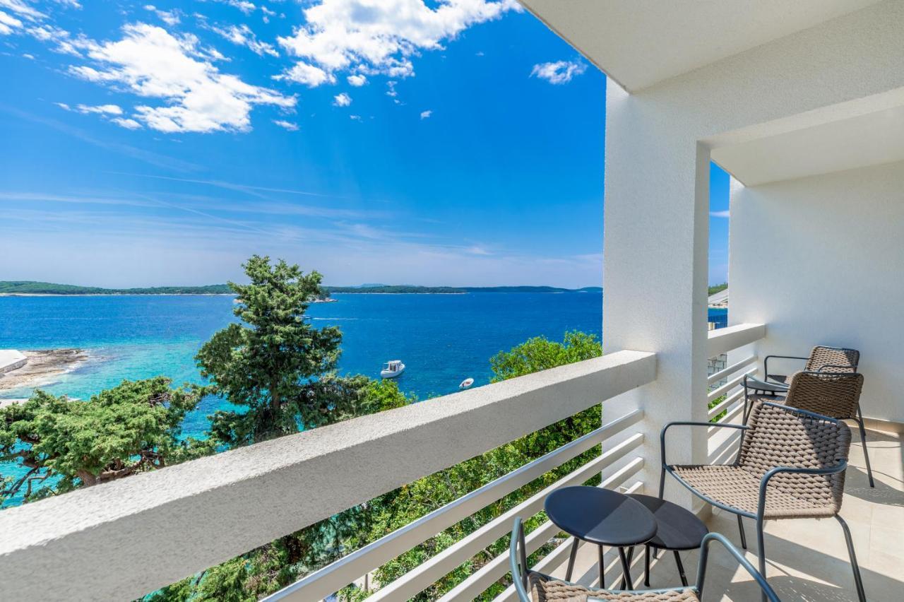 חוואר Beach Bay Hvar Hotel מראה חיצוני תמונה
